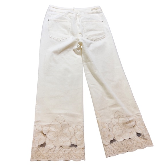 Pilcro and the Letterpress Pilcro Stet Mid-Rise Cutout Cropped Jeans - Picture 9 of 16